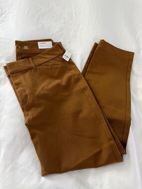 Old Navy Pixie High-Rise Pants in Warm Caramel